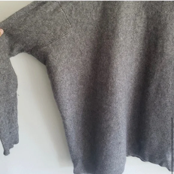 Zara Cashmere Oversized Batwing Sweater - Picture 5 of 8